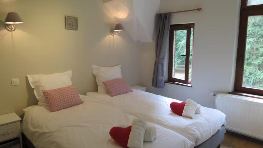 Gite Incontournable Avec Sauna Et Piscine Dans Un Petit Paradis Du Barbant Wallon Villers-la-Ville Exterior foto